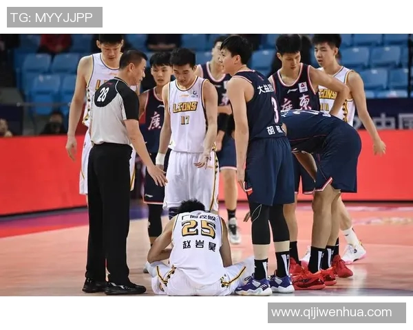 广厦与山东华数的激烈对决揭示了篮球战术与团队协作的完美结合